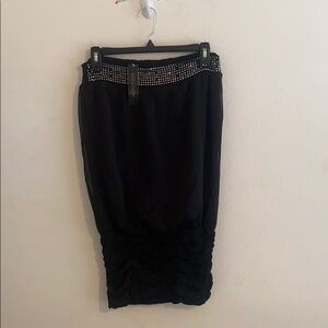 Solution large black skirt new with tag